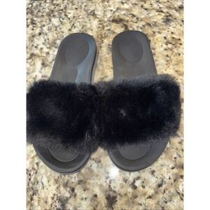 CoFace Women's Black Fur‎ Slipper Sandals with Rubber Soles Size 7. 3703